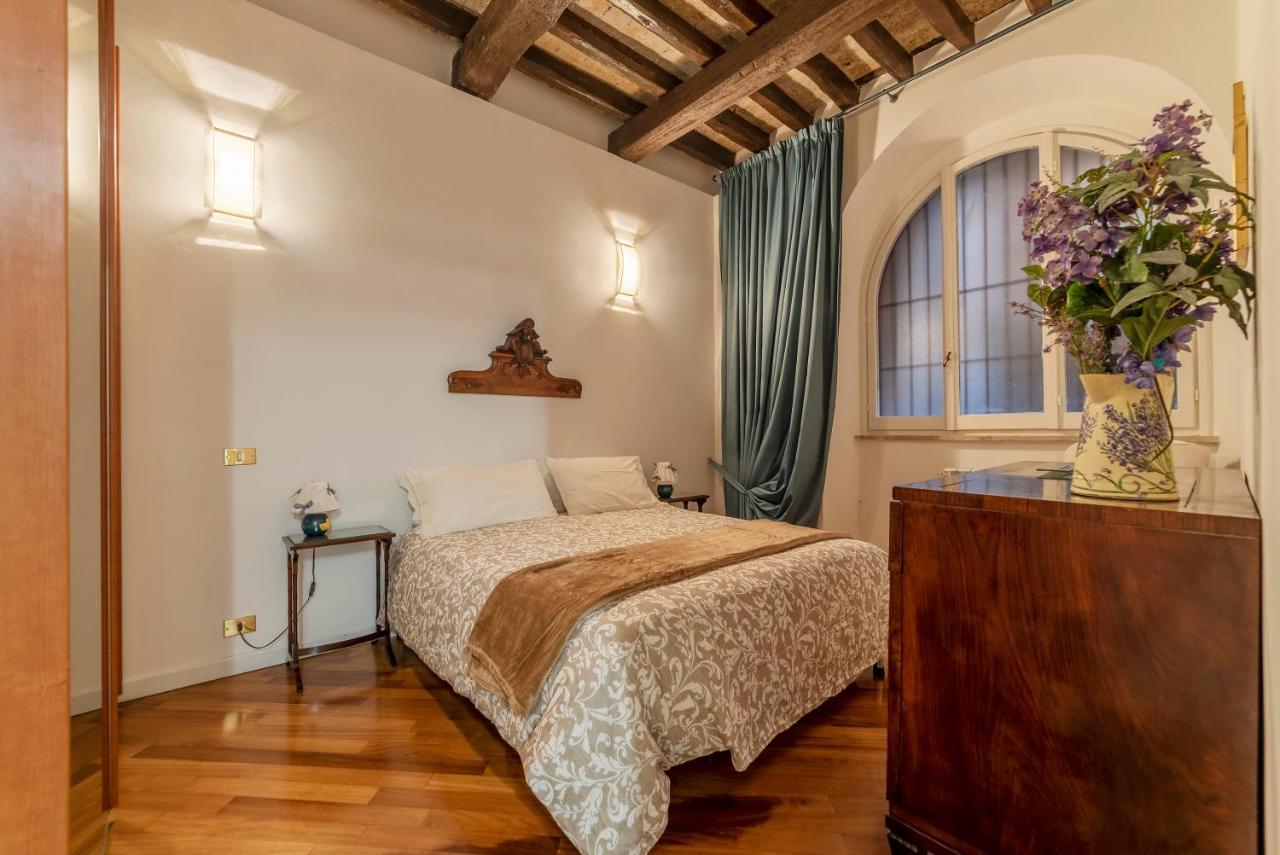 Rione Monti & Cavour Apartment Roma Exterior foto